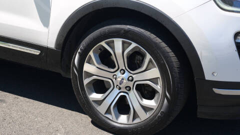 2018 Ford Explorer Platinum