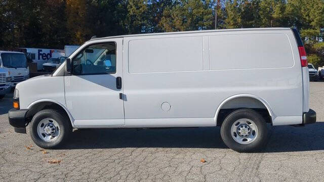 2025 Chevrolet Express 2500