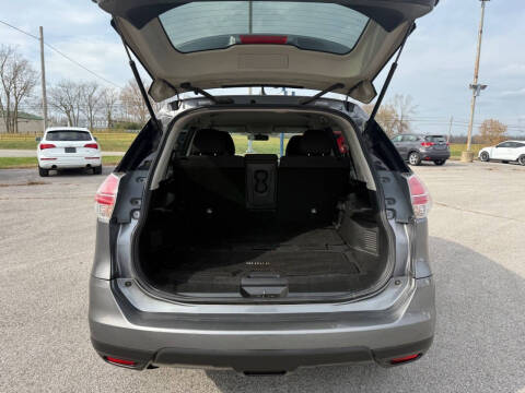 2016 Nissan Rogue SV