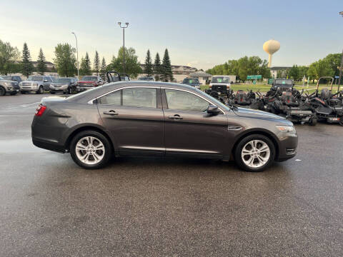 2016 Ford Taurus SEL