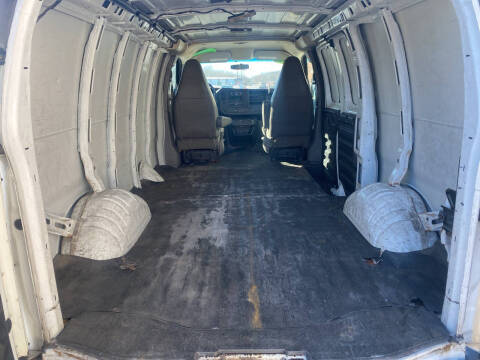 2017 Chevrolet Express 2500