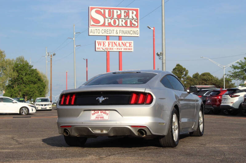 2017 Ford Mustang V6