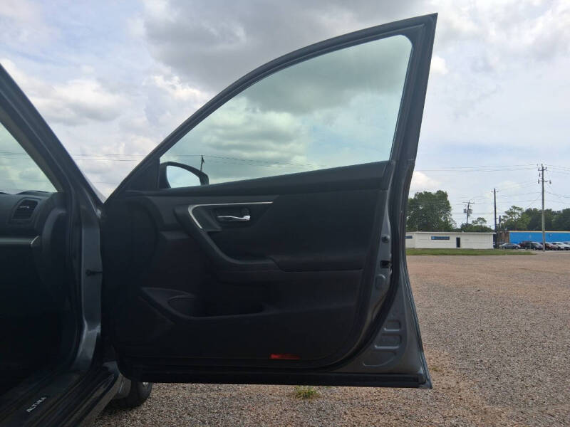 2015 Nissan Altima 2.5 SV