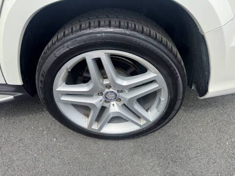 2014 Mercedes-Benz GL-Class GL 550 4MATIC