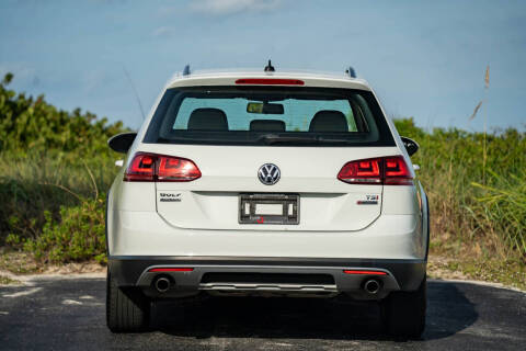 2017 Volkswagen Golf Alltrack TSI S 4Motion