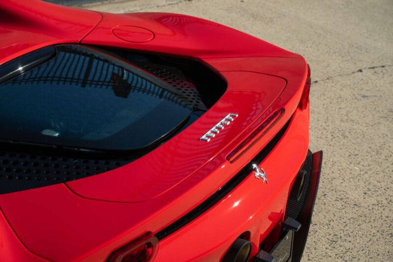 2024 Ferrari SF90 Spider