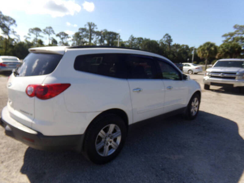 2011 Chevrolet Traverse LT