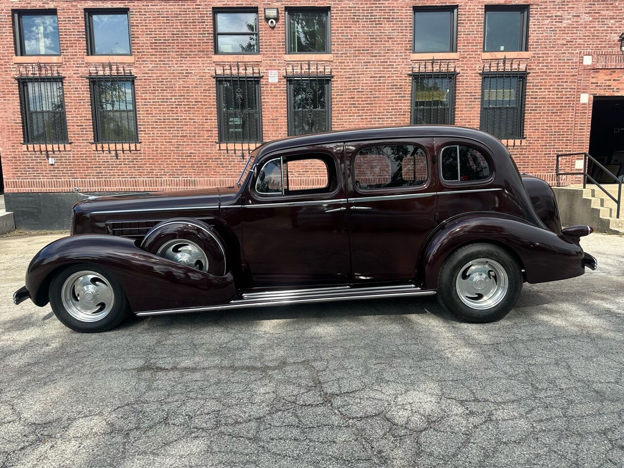 1936 Cadillac Fleetwood 2