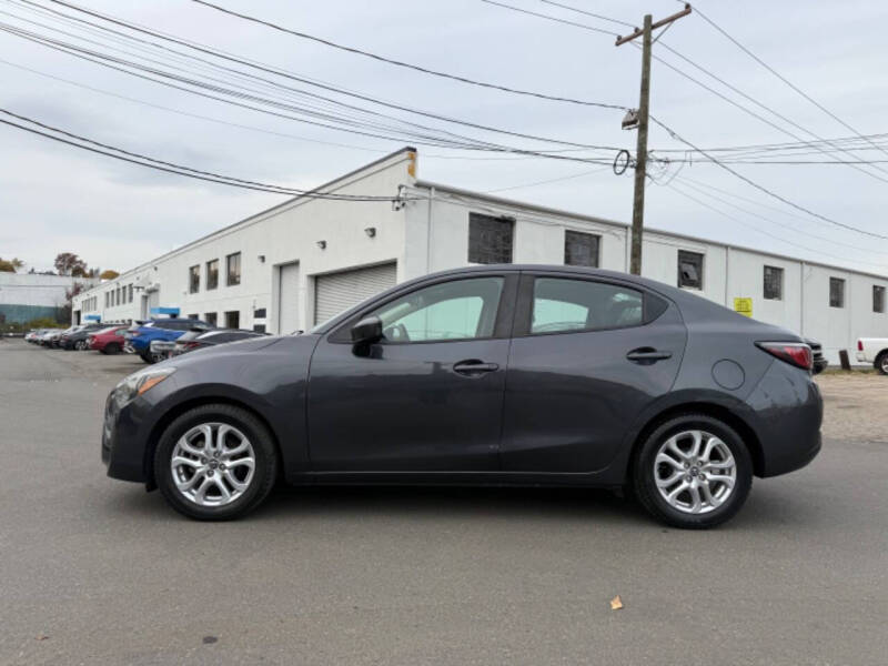 2017 Toyota Yaris iA