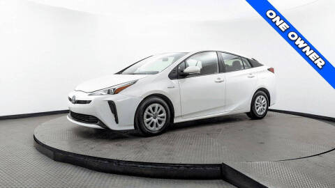 2022 Toyota Prius LE