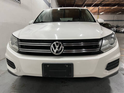 2014 Volkswagen Tiguan SE