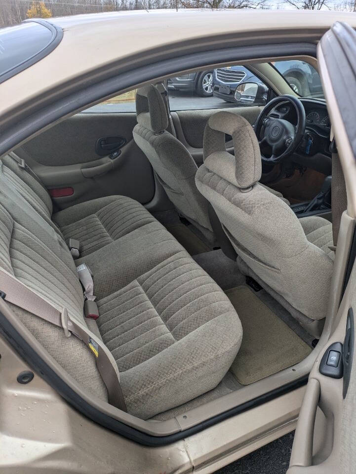 2002 Pontiac Grand Prix for sale at Auto Emporium Of WNY in Ontario, NY