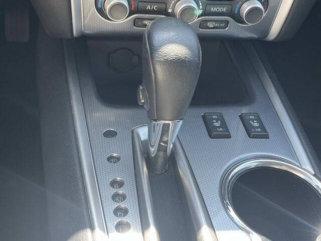 2017 Nissan Pathfinder SL