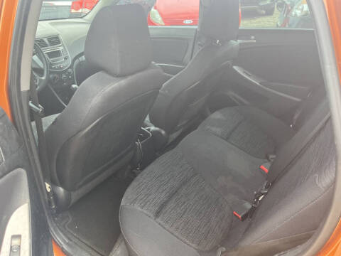 2015 Hyundai Accent GS