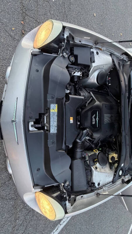 2004 Ford Thunderbird Deluxe