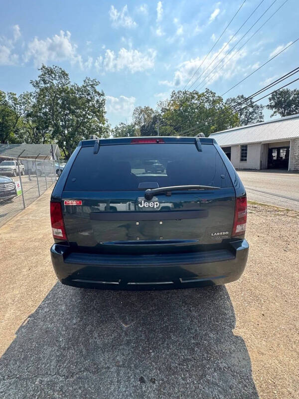 2005 Jeep Grand Cherokee Laredo