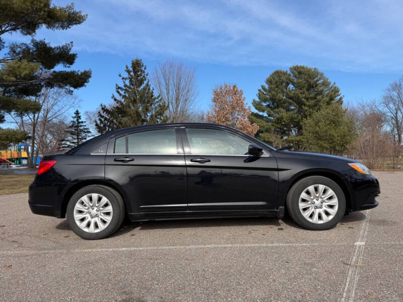 2013 Chrysler 200 LX