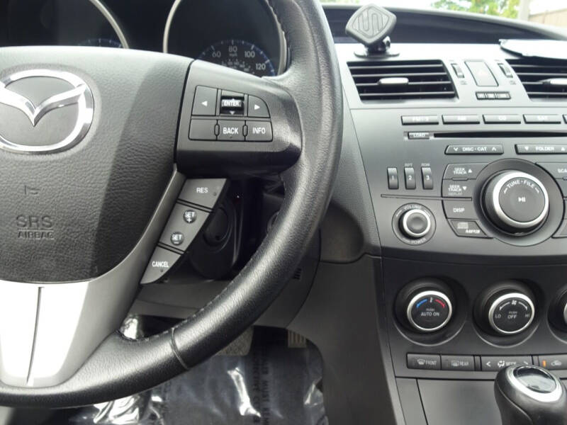 2013 Mazda MAZDA3 i Touring