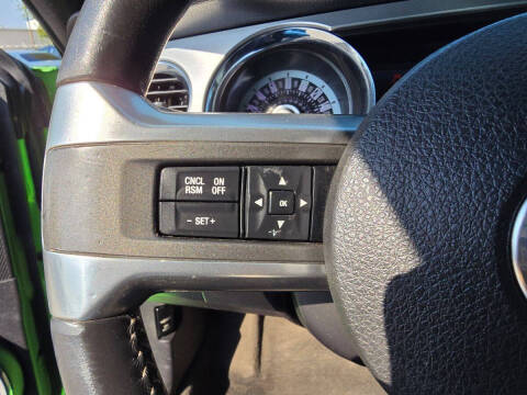 2013 Ford Mustang V6