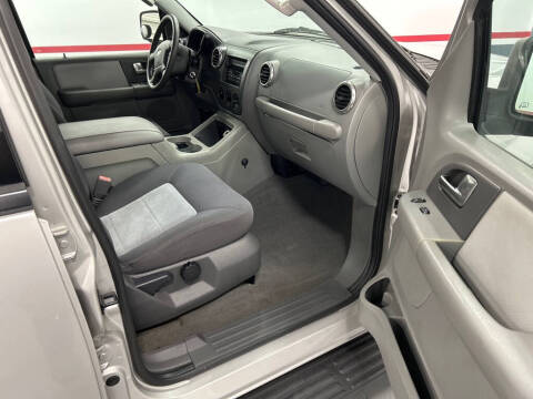 2003 Ford Expedition XLT