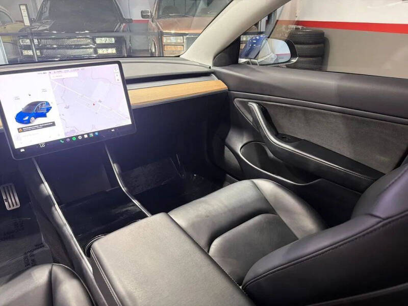 2019 Tesla Model 3 Long Range