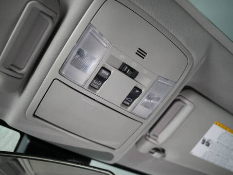 2017 Toyota RAV4 Hybrid XLE