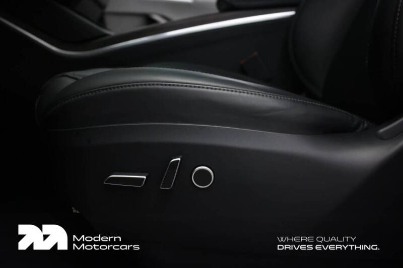 2023 Tesla Model X Standard Range