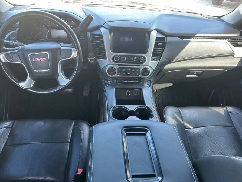 2016 GMC Yukon XL SLT