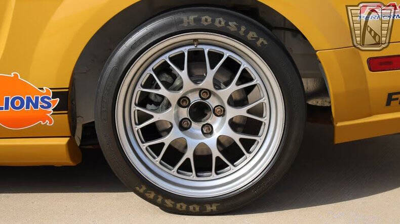 2005 Ford Mustang