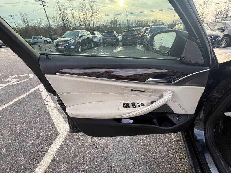 2017 BMW 5 Series 540i xDrive