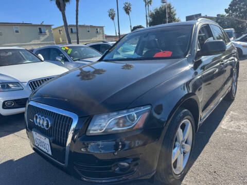 2011 Audi Q5 2.0T quattro Premium Plus