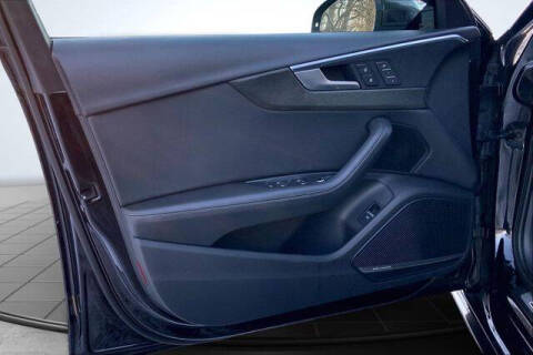 2019 Audi A4 quattro Premium Plus 45 TFSI