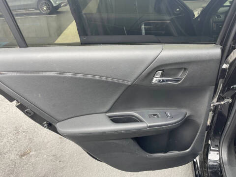 2017 Honda Accord Hybrid Touring