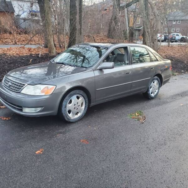 2004 Toyota Avalon for sale at Stellar Motor Group in Hudson NH