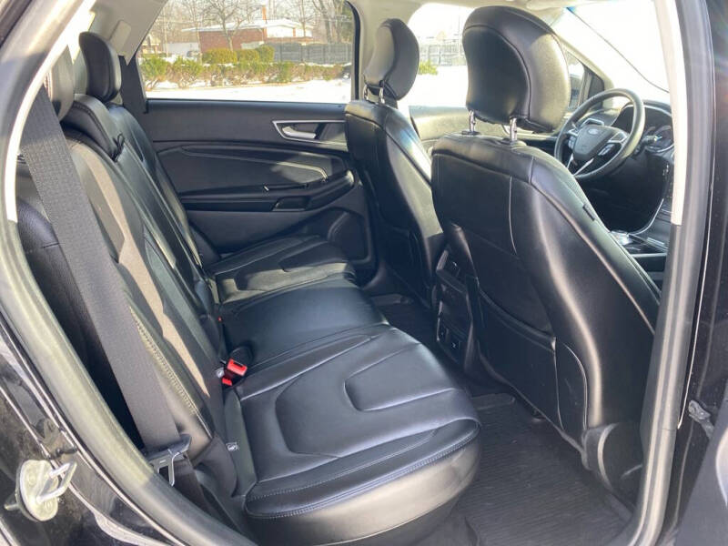 2019 Ford Edge Titanium