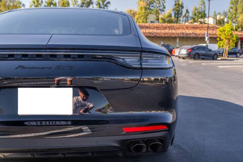 2023 Porsche Panamera GTS