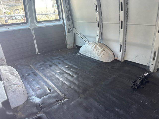 2019 GMC Savana 2500