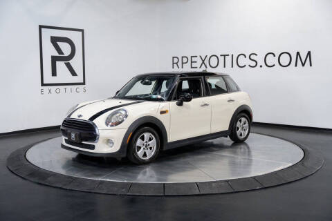 2016 MINI Hardtop 4 Door Cooper