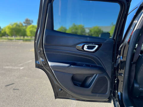 2023 Jeep Compass Altitude