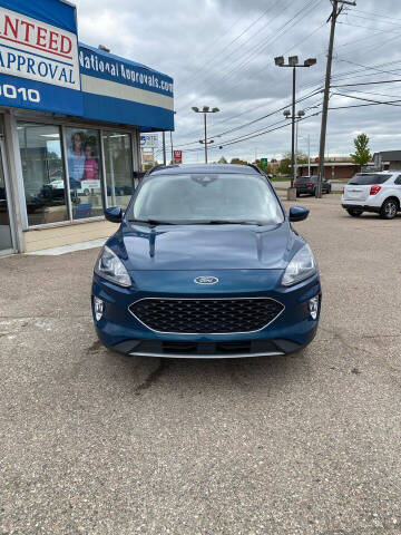 2020 Ford Escape for sale at National Auto Sales Inc. in Warren MI