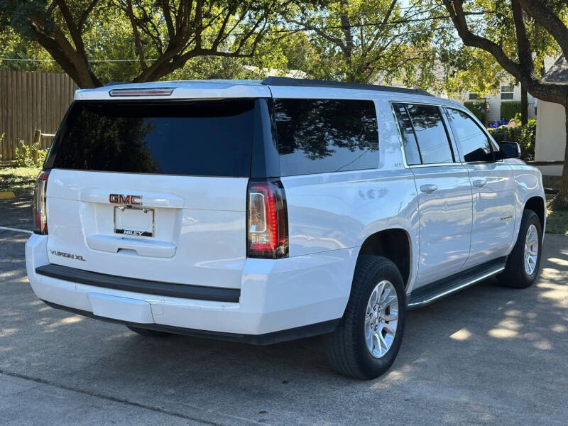 2017 GMC Yukon XL SLT