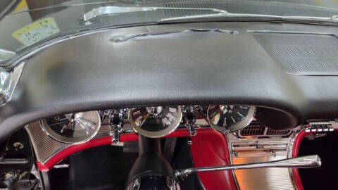 1962 Ford Thunderbird