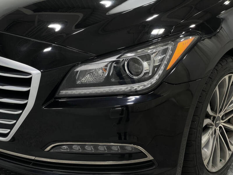 2017 Genesis G80