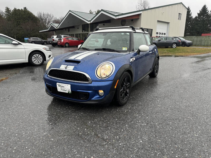 2013 MINI Hardtop for sale at Williston Economy Motors in South Burlington VT