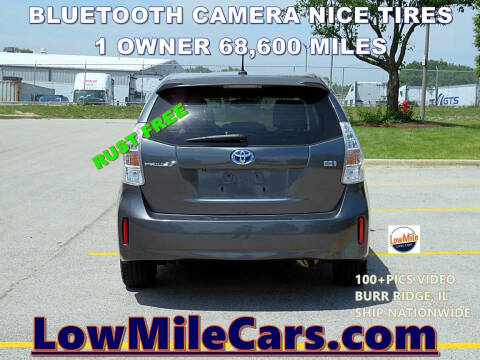 2014 Toyota Prius v Two