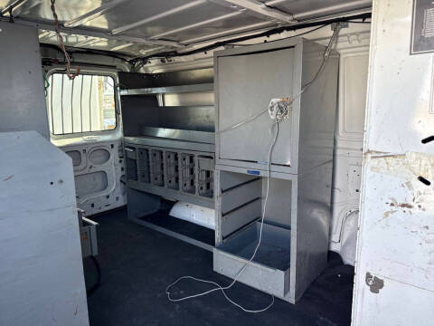 2010 Ford E-Series E-350 SD