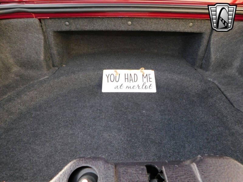 2004 Ford Thunderbird Deluxe