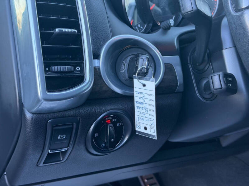 2011 Porsche Cayenne S
