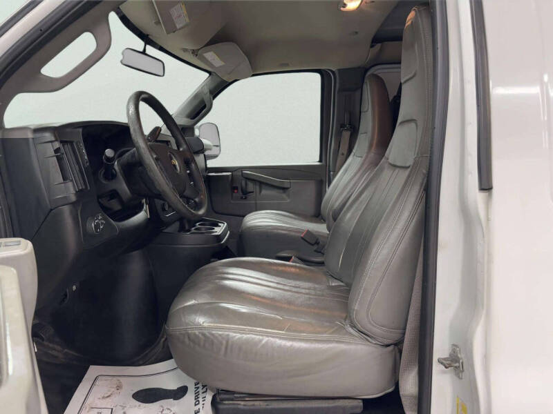 2019 Chevrolet Express 2500