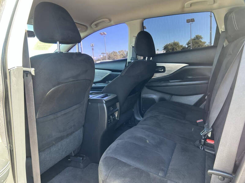 2015 Nissan Murano SV